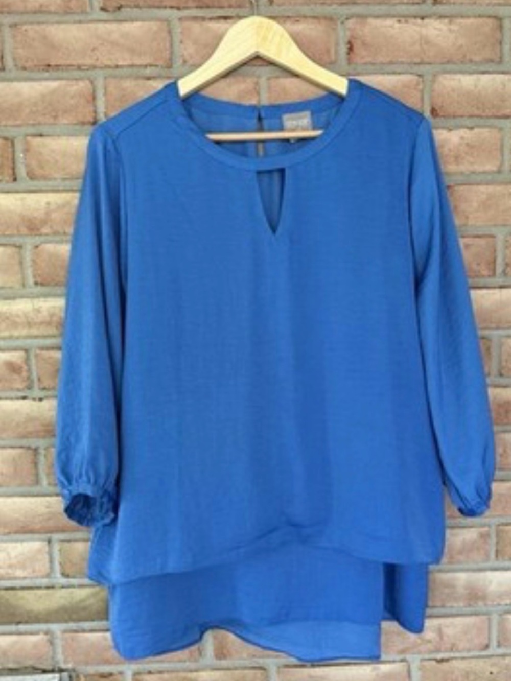 Beautiful Blue Chico's Sz 1 US Medium Elegant Layered Royal Blue Keyhole Blouse